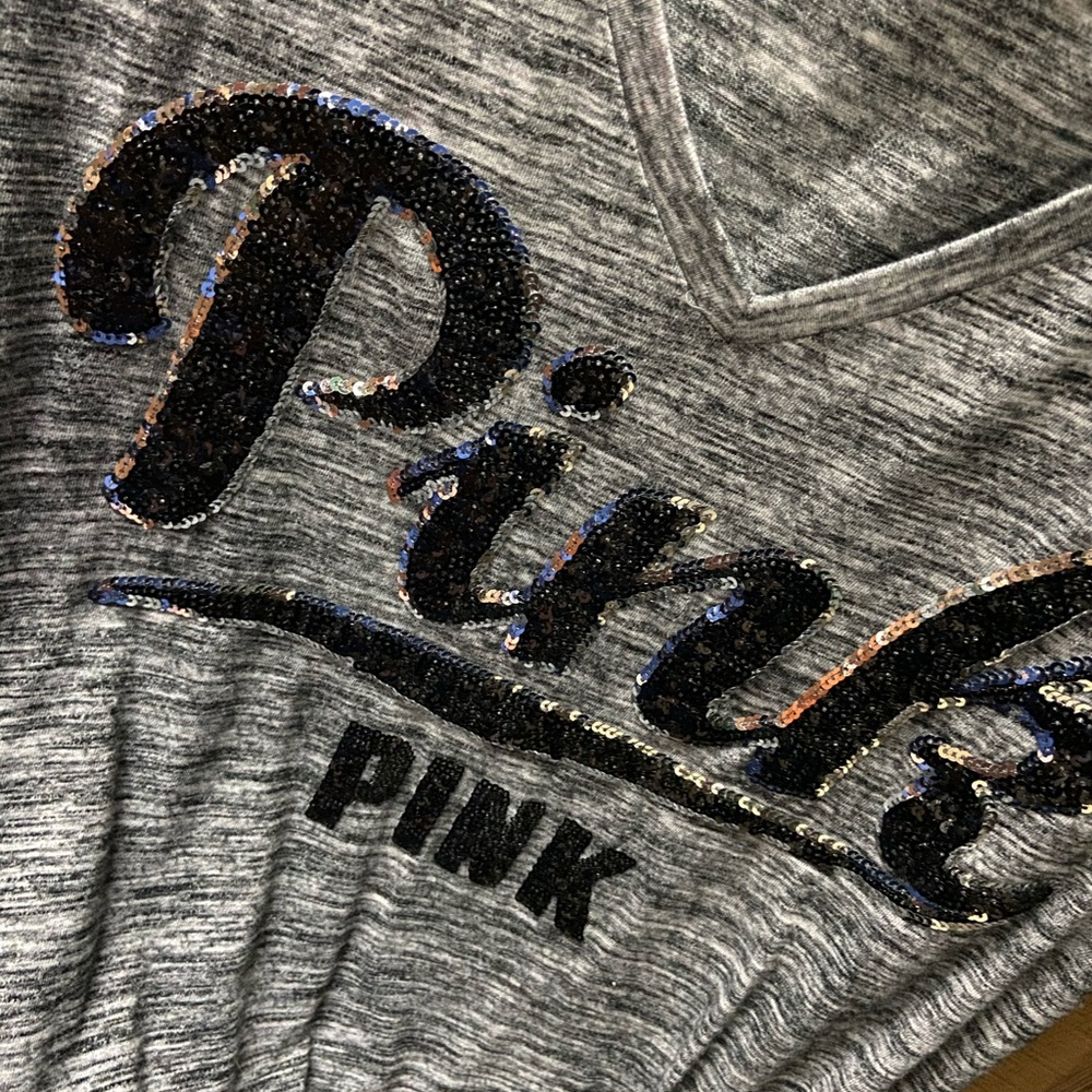 PINK sequin logo v-neck tee